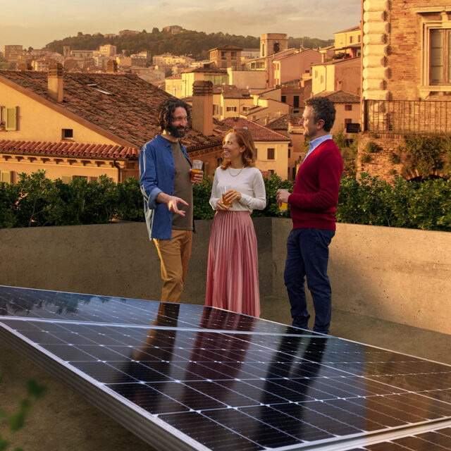 E.ON “Portiamo il sole a tutti per risparmiare con E.ON Solar Dream”