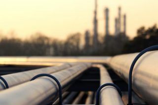 Addio gas? Investimenti oil&gas a rischio (e già oggi superati da quelli nel settore elettrico)