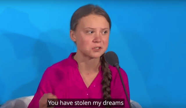Greta Thunberg: “Avete rubato i nostri sogni. Siamo all’inizio di un’estinzione di massa e voi parlate solo di soldi e di crescita economica. Come osate?”