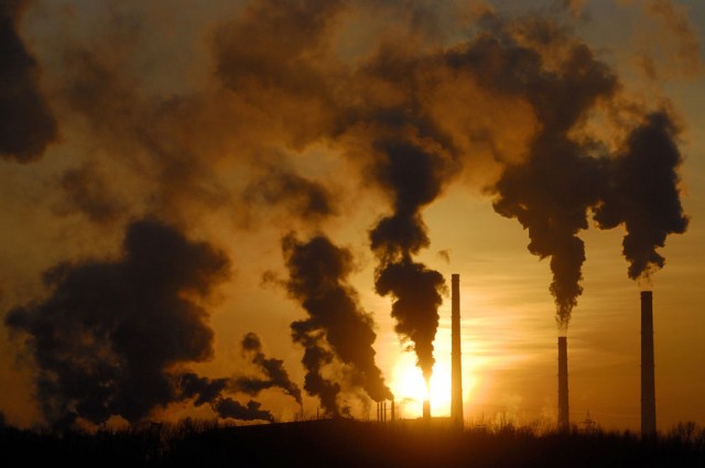 ETS (Emission Trading Scheme): emissioni di gas serra in calo del 2% nel 2011
