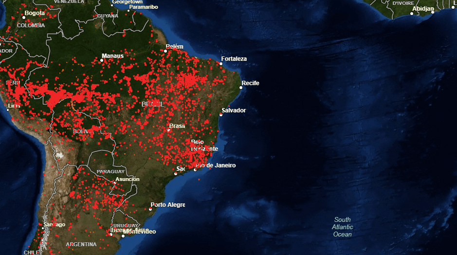 Brucia l’Amazzonia, brucia il nostro futuro. E la causa non è (solo) Bolsonaro, siamo anche noi