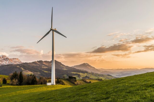 Coniugare transizione energetica e tutela della natura